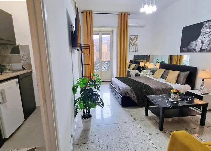 Black Apartamento Roma